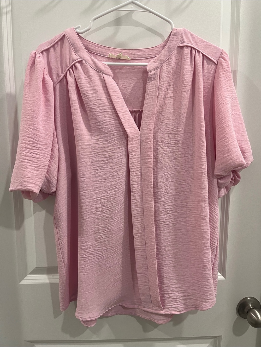 easel Light Pink Split-Neck Short Sleeve Blouse